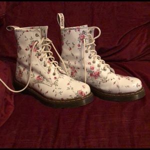 Floral Dr.Martens